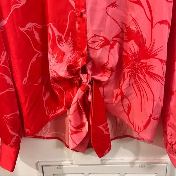 Hutch Robbie Shirt floral two tone tie front button down blouse cuffs - Picture 4 of 8